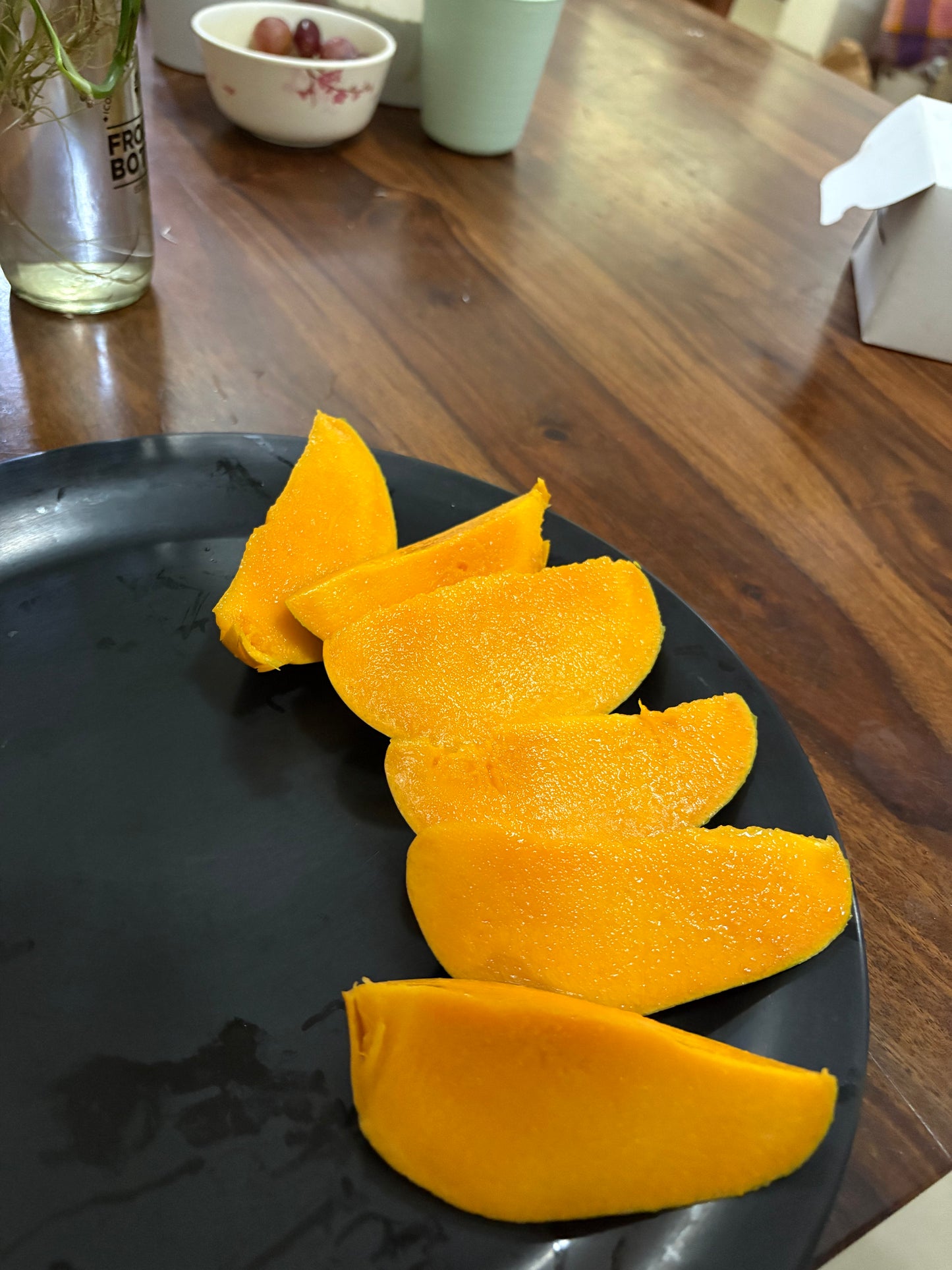 Alphonso Mangoes (1 Dozen, 4 Kgs)