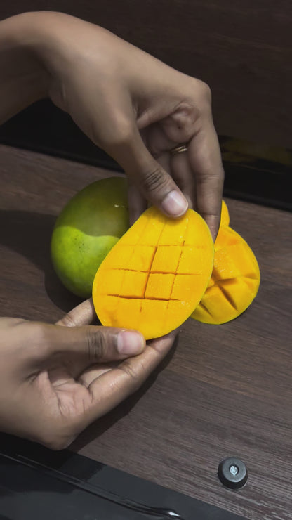Alphonso Mangoes (1 Dozen, 4 Kgs)